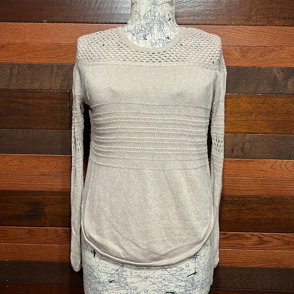 Knox Rose Scoop Neck Long Sleeve Knitted Cream Colored Sweater - Picture 1 of 11